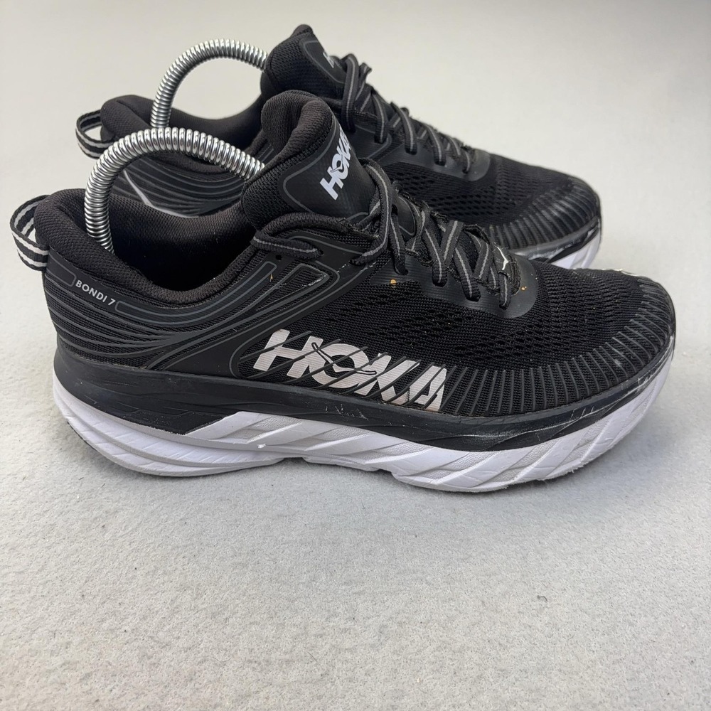 Hoka One One Bondi 7 Shoes Womens Size 8.5 Black Running Sneakers 1110519 BWHIT